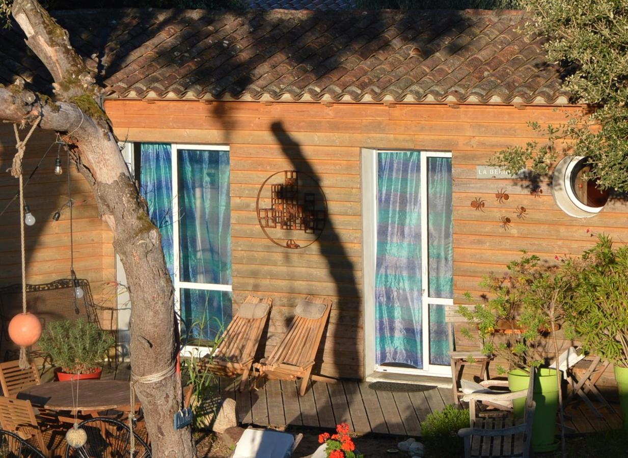 サント・マリー・ド・レ Les Chenes Bleus Bed & Breakfast エクステリア 写真