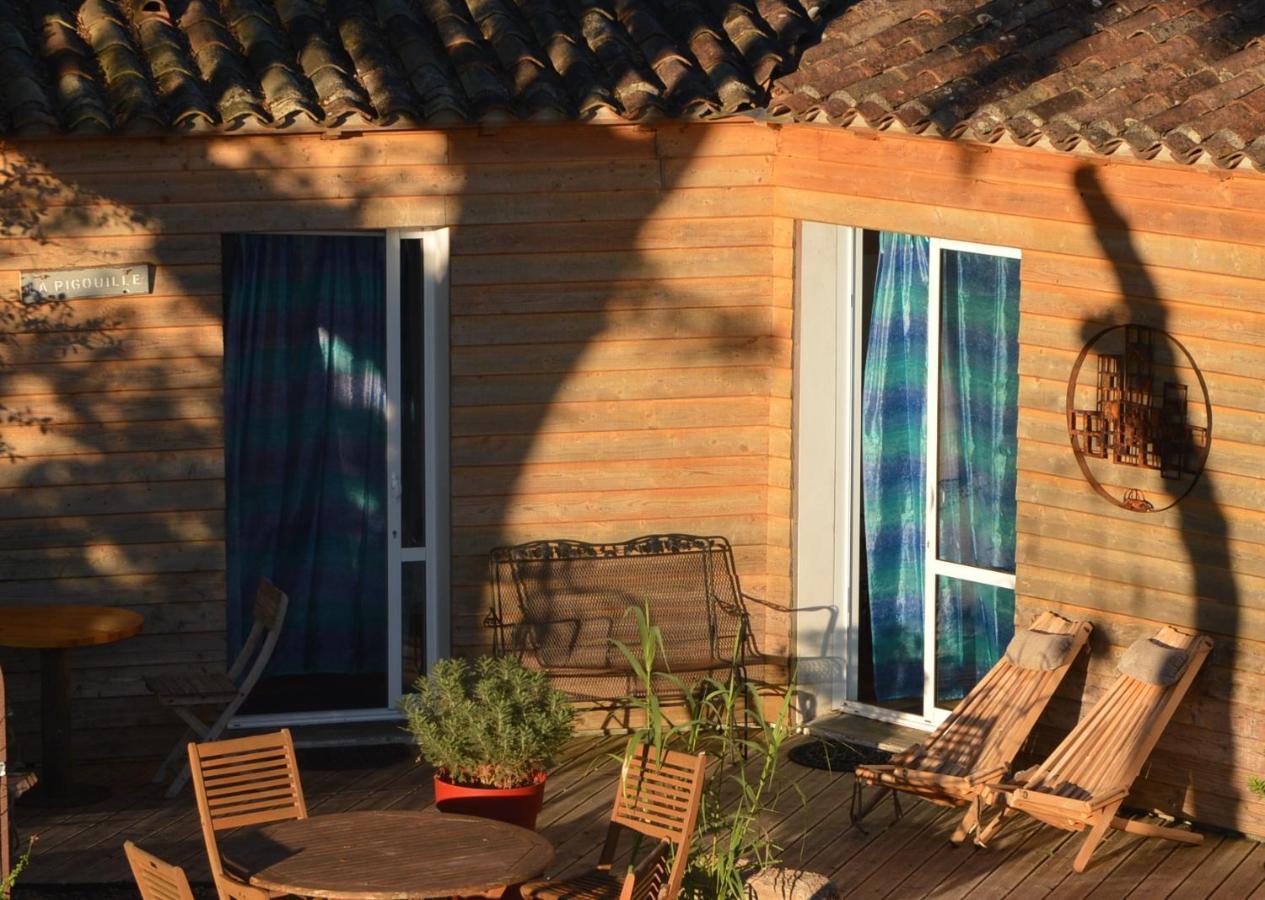 サント・マリー・ド・レ Les Chenes Bleus Bed & Breakfast エクステリア 写真